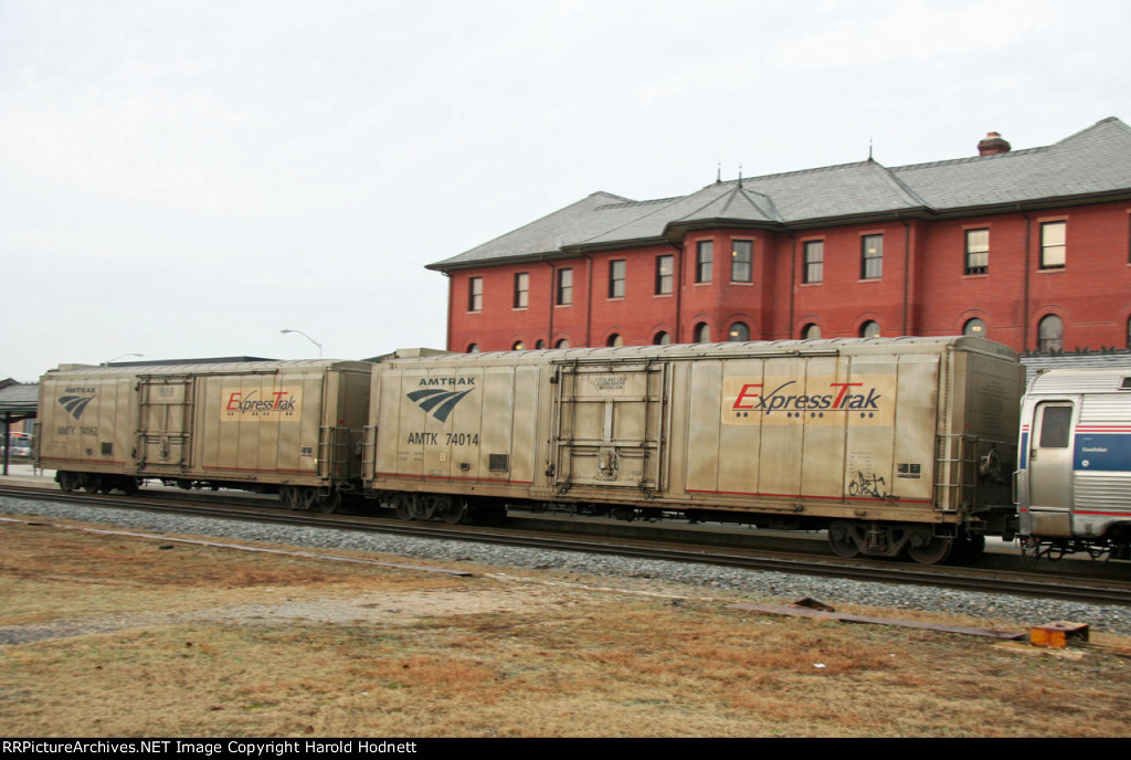 AMTK 74014 & 74062 on the rear of train P092-12